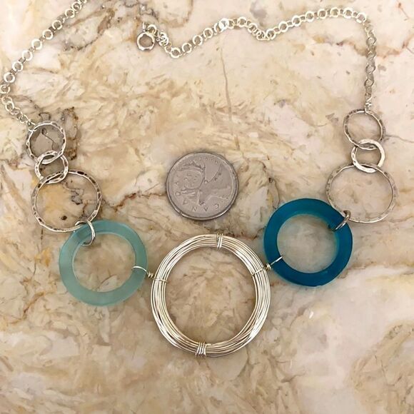 925 Sterling Silver & Glass Handcrafted Necklace - Picture 4 of 6